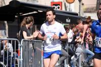 Plus de 1 000 coureurs sur l&#039;asphalte des 15 km du Puy