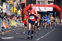 Plus de 1 000 coureurs sur l&#039;asphalte des 15 km du Puy