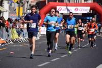 Plus de 1 000 coureurs sur l&#039;asphalte des 15 km du Puy