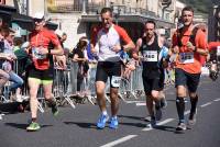 Plus de 1 000 coureurs sur l&#039;asphalte des 15 km du Puy