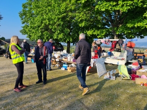 La Chapelle-d&#039;Aurec : un vide-greniers sous le soleil