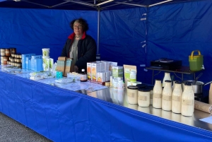 Saint-Bonnet-le-Froid : en attendant la réouverture de son restaurant, elle vend sur les marchés