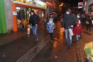 Monistrol-sur-Loire : un défilé de Noël bien arrosé