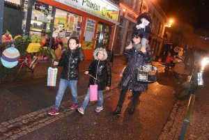 Monistrol-sur-Loire : un défilé de Noël bien arrosé