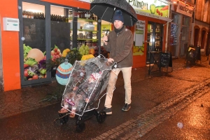 Monistrol-sur-Loire : un défilé de Noël bien arrosé