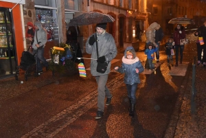 Monistrol-sur-Loire : un défilé de Noël bien arrosé