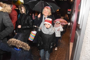 Monistrol-sur-Loire : un défilé de Noël bien arrosé