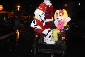 Monistrol-sur-Loire : un défilé de Noël bien arrosé