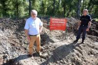 Gilles David, le maire, et le garde-champêtre de Bas-en-Basset