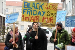 Monistrol-sur-Loire : une centaine de marcheurs pour défendre le climat