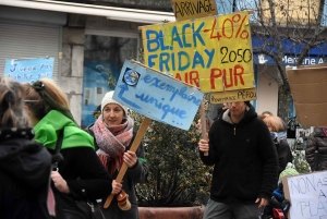 Monistrol-sur-Loire : une centaine de marcheurs pour défendre le climat