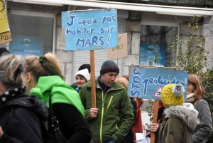 Monistrol-sur-Loire : une centaine de marcheurs pour défendre le climat