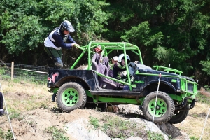 Bas-en-Basset : des pilotes en équilibre sur le 4x4 trial