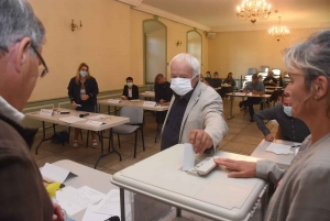 Monistrol-sur-Loire : Jean-Paul Lyonnet réélu maire, Robert Valour démissionne