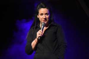 Festival du rire d&#039;Yssingeaux : Julie Geller remporte le concours des jeunes humoristes