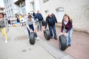 La Chapelle-d&#039;Aurec : le marché aux bonnes affaires dans les rues du village