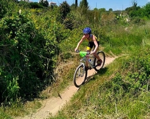 Les collégiens d&#039;Yssingeaux au championnat de France UNSS d&#039;aquathlon-triathlon