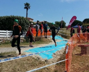 Les collégiens d&#039;Yssingeaux au championnat de France UNSS d&#039;aquathlon-triathlon