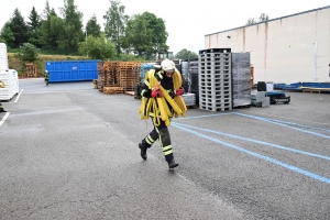 Saint-Romain-Lachalm : un exercice collectif pour les pompiers chez Leygatech