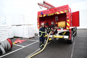 Saint-Romain-Lachalm : un exercice collectif pour les pompiers chez Leygatech