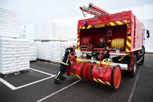 Saint-Romain-Lachalm : un exercice collectif pour les pompiers chez Leygatech