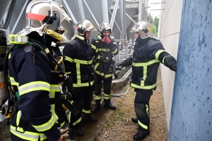 Saint-Romain-Lachalm : un exercice collectif pour les pompiers chez Leygatech