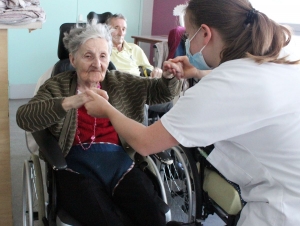 Des notes d&#039;accordéon à l&#039;hôpital d&#039;Yssingeaux