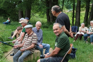 Monistrol-sur-Loire : une partie de pêche à l&#039;étang d&#039;Antonianes pour des résidents de l&#039;Ehpad