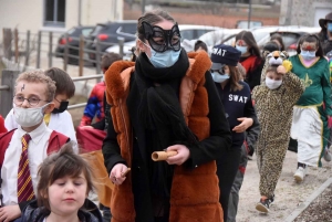 Riotord : des enfants doublement masqués pour Mardi-Gras