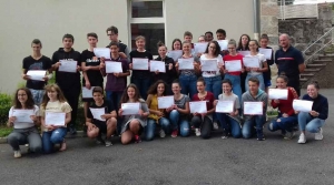 Dunières : 31 diplômes de premiers secours remis à des collégiens