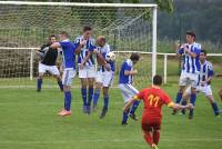 Foot : Les Villettes/Sainte-Sigolène, un match nul, deux maintiens