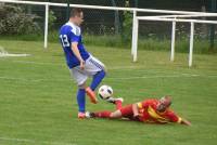 Foot : Les Villettes/Sainte-Sigolène, un match nul, deux maintiens