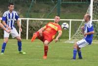 Foot : Les Villettes/Sainte-Sigolène, un match nul, deux maintiens