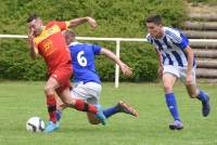 Foot : Les Villettes/Sainte-Sigolène, un match nul, deux maintiens