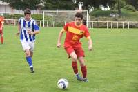 Foot : Les Villettes/Sainte-Sigolène, un match nul, deux maintiens