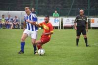 Foot : Les Villettes/Sainte-Sigolène, un match nul, deux maintiens