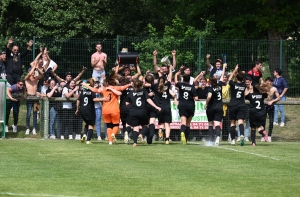 Les photos de la finale Grazac-Lapte/US Bassoise en foot à 8