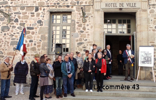 C&#039;est au maire Pierre Liogier que revient l&#039;initiative|Les descendants de Dorcas sont ensuite entrés dans la salle portant le nom de leur parente|||