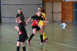 Futsal féminin : Haut-Lignon (U13) et Espaly/Saint-Vidal (U15) remportent la Coupe de la Haute-Loire