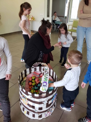 Saint-Pal-de-Chalencon : les résidents de l&#039;Ehpad ont caché des oeufs pour les enfants