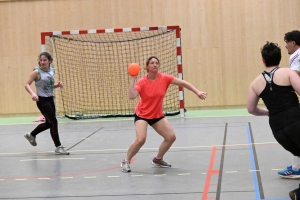 Monistrol-sur-Loire : 15 équipes au tournoi associant le volley et le hand