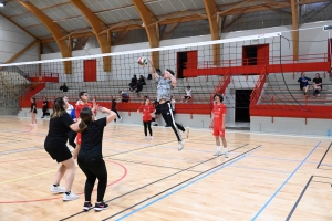 Monistrol-sur-Loire : 15 équipes au tournoi associant le volley et le hand