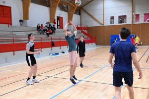 Monistrol-sur-Loire : 15 équipes au tournoi associant le volley et le hand