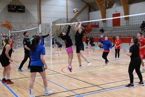 Monistrol-sur-Loire : 15 équipes au tournoi associant le volley et le hand