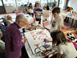 Sainte-Sigolène : rencontre intergénérationnelle à l&#039;Ehpad avec les collégiens