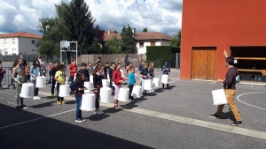 Monistrol-sur-Loire : les écoliers retrouvent les ateliers de percussions sur bidon