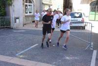 Yssingeaux : un arc en ciel de coureurs pour la première Run&#039;n Couleurs (photos + vidéo)