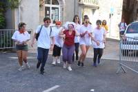 Yssingeaux : un arc en ciel de coureurs pour la première Run&#039;n Couleurs (photos + vidéo)