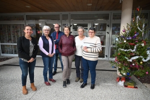 L&#039;Atelier terre de Beauzac reverse un don aux Trempatiou de l&#039;Ehpad