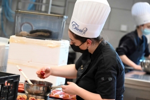 Le 18e concours de pâtisserie des Croquembouches à Yssingeaux en photos